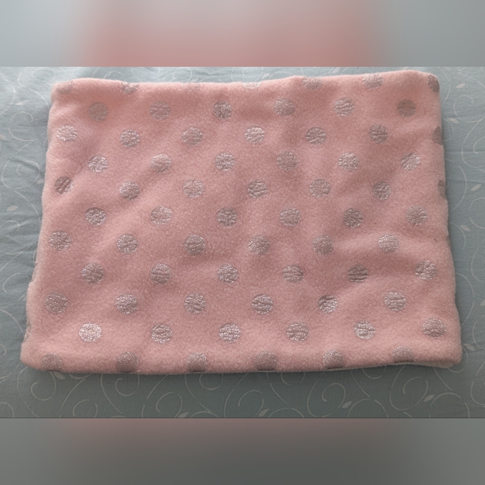 Gap neck warmer pink with silver polka dots.